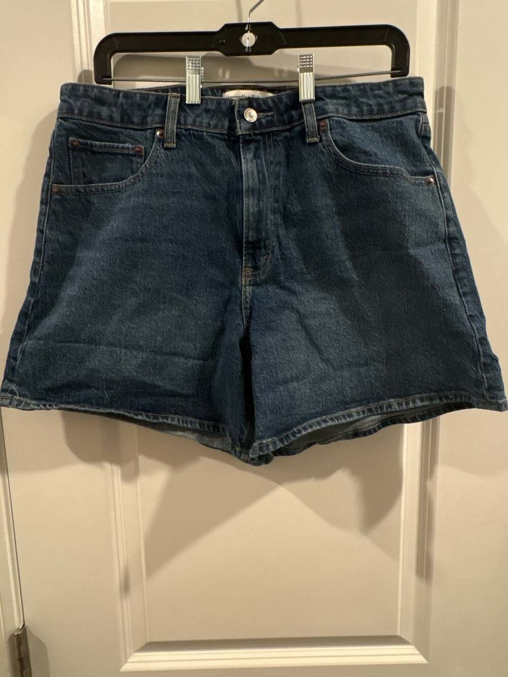 Abercrombie & Fitch Curve Love High Rise Dad Short Size 31